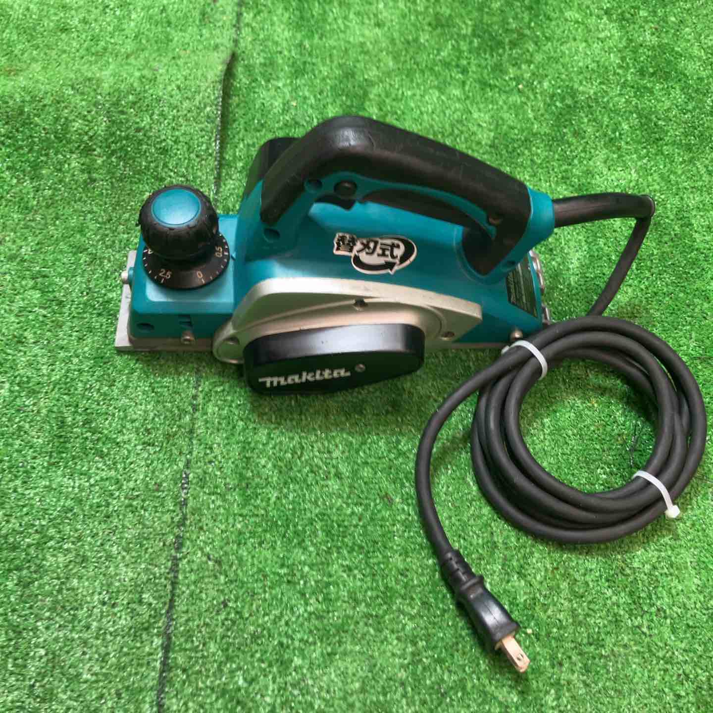 【中古】マキタ(makita) 明かりカンナ KP0800A【桶川店】