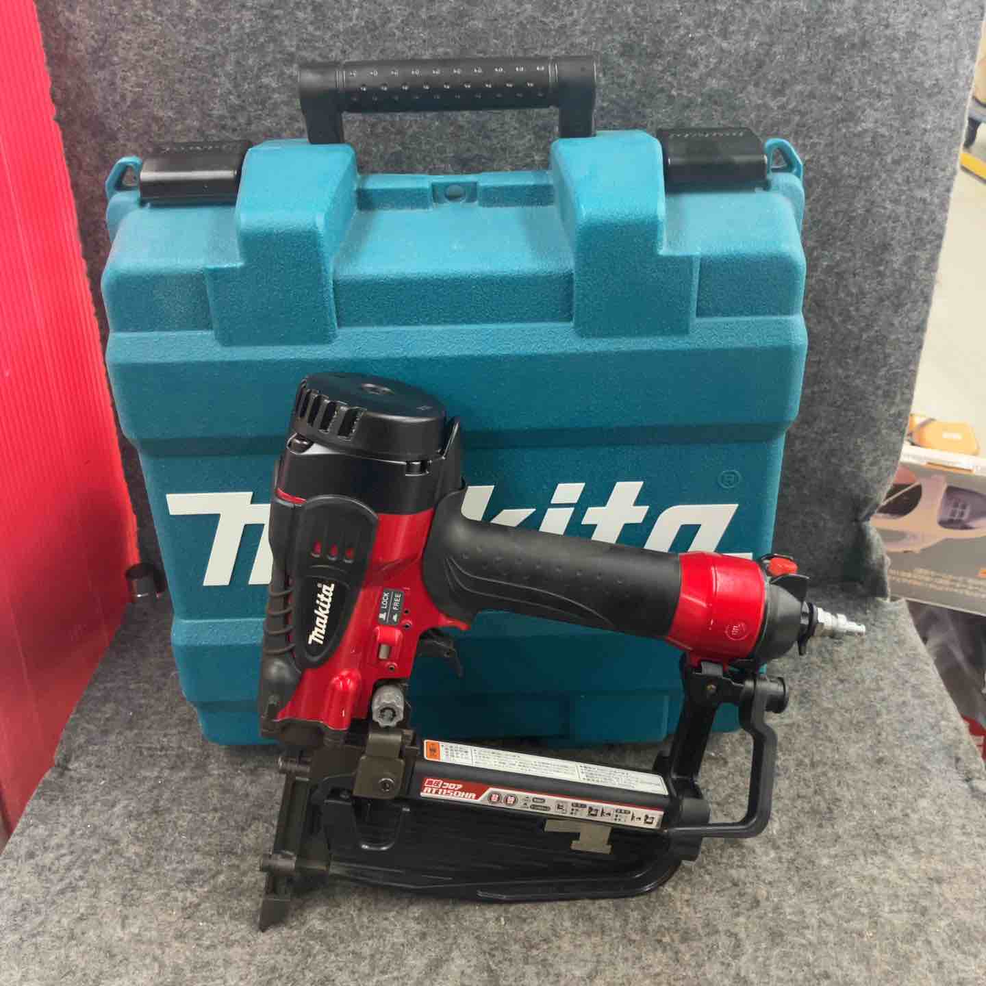 【中古】★マキタ(makita) 高圧フロアタッカ AT1150HA【鴻巣店】