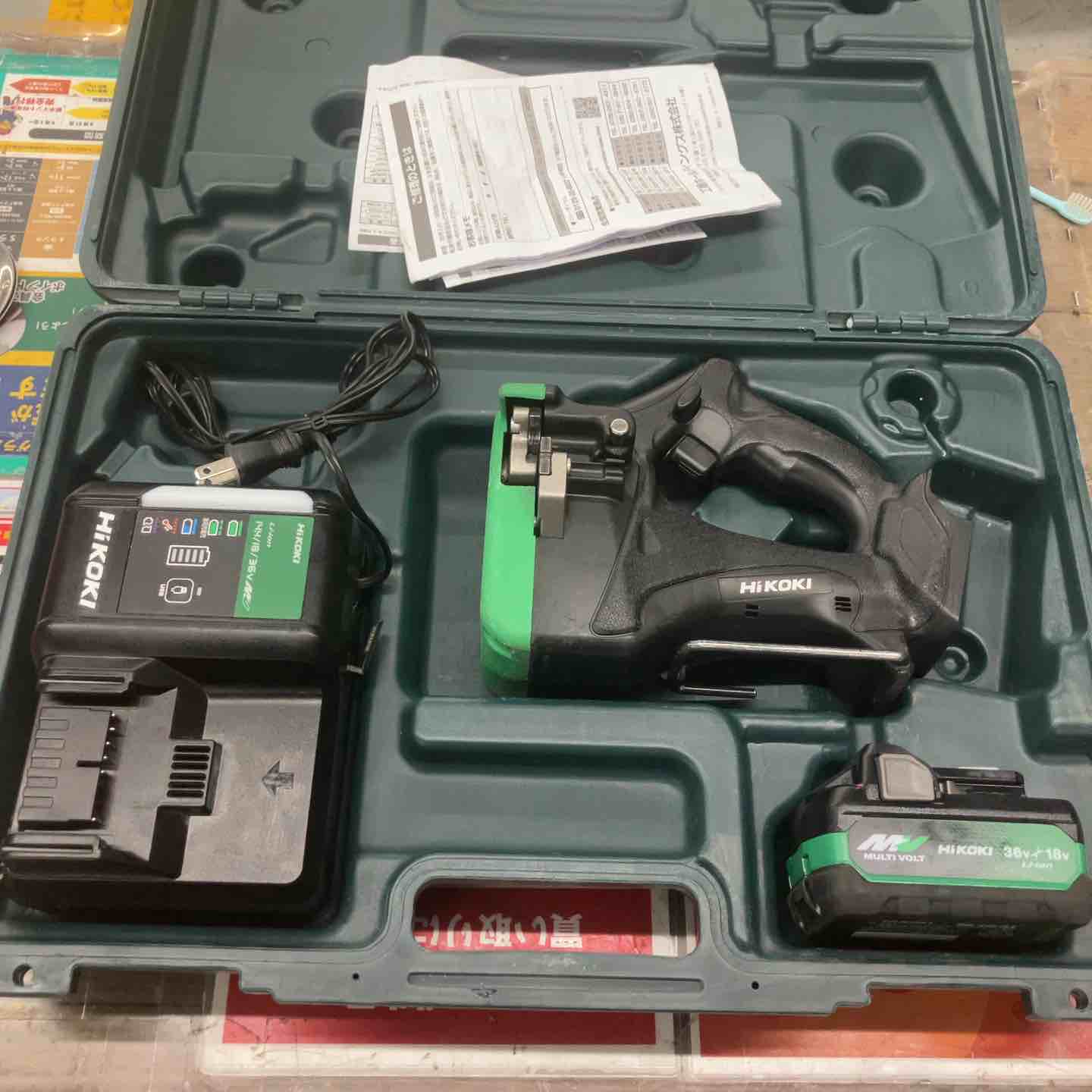 【中古】★ハイコーキ(HIKOKI ※旧:日立工機) コードレス全ねじ釘切断機 CL18DSL(LXPKZ) BSL36A18X、UC18YDL2各1つ属する【戸田店】