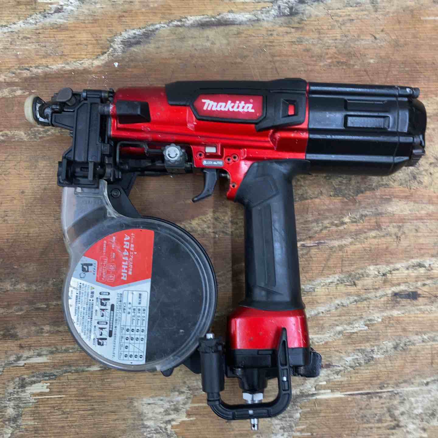 【中古】★マキタ(makita) 高圧エア湖螺子釘打ち機 AR411HR【柏店】