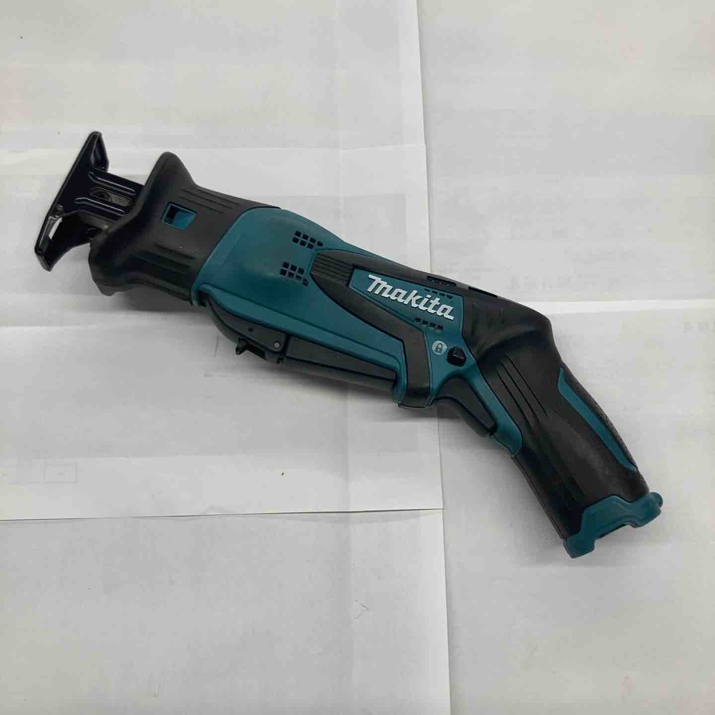 【中古】★マキタ(makita) コードレスレシプロソー JR101DZ 本体のみ【戸田店】