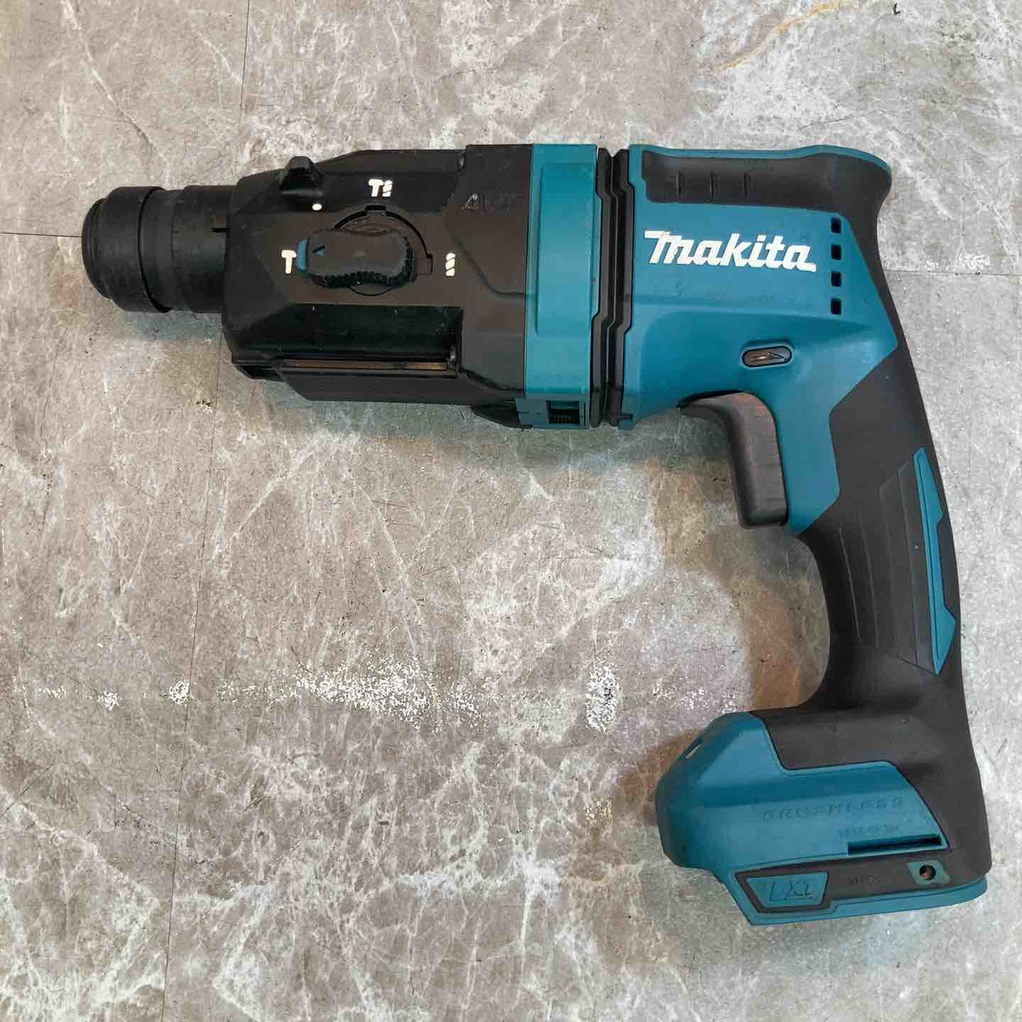 【中古】◇マキタ 18粍申し受ける式ハンマドリル HR182DZ【八潮店】