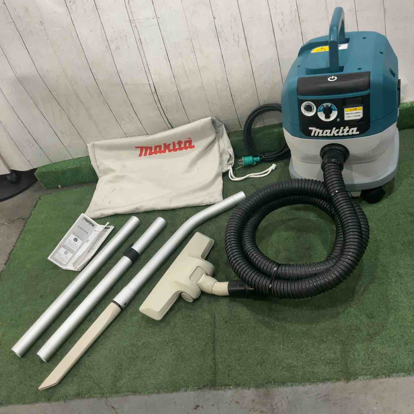 【中古】★マキタ(makita) 15L集じん機(乾湿両用) VC1520 動くこと突きとめる済【三角江店】