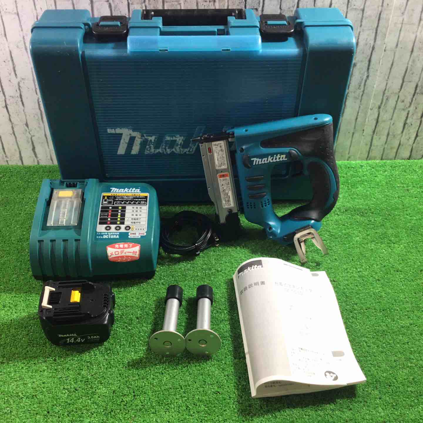 【中古】☆マキタ(makita) コードレスピンネイラ PT350DRF【三角江店】