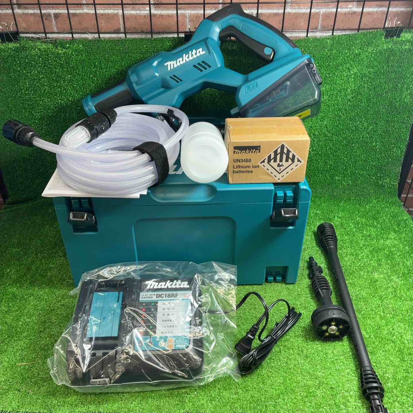 【新古】マキタ(makita) コードレス高圧洗いもの機 MHW180DZ【藤沢店】
