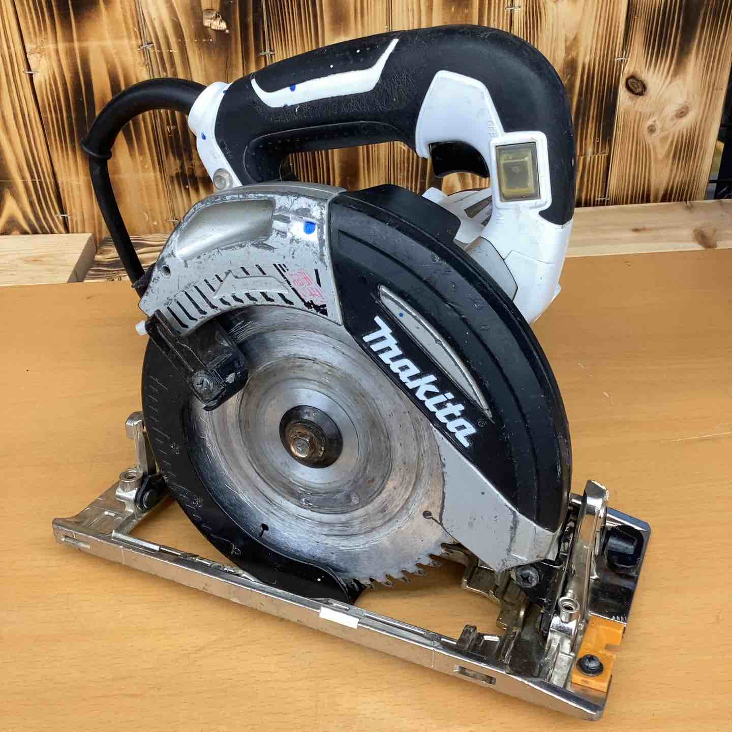 【中古】★マキタ(makita) 陰電子マルノコ 5332CW【八潮店】