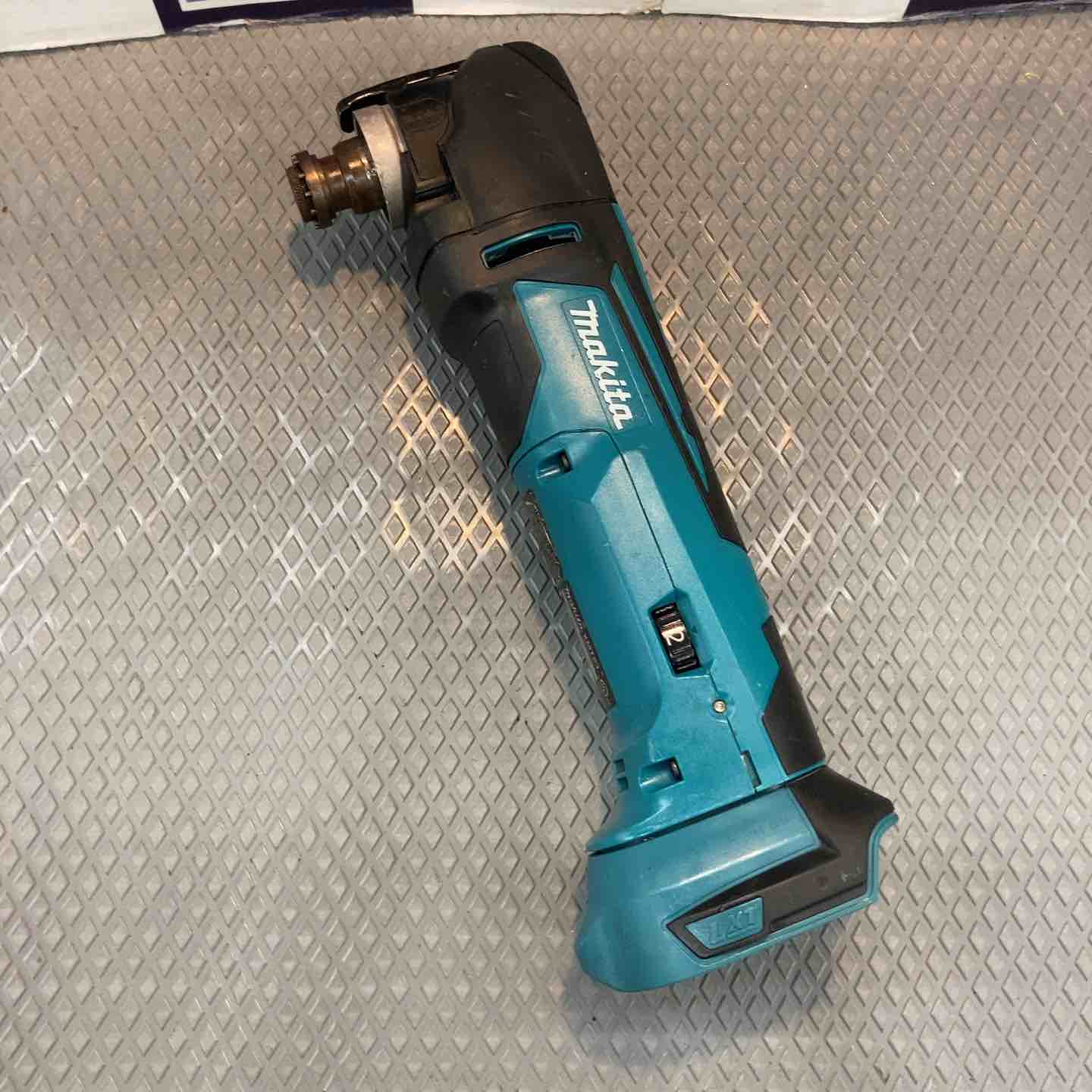 【中古】◇マキタ Makita 18V 申し受ける式マルチ手道具 本体のみ XMT03Z【所沢店】