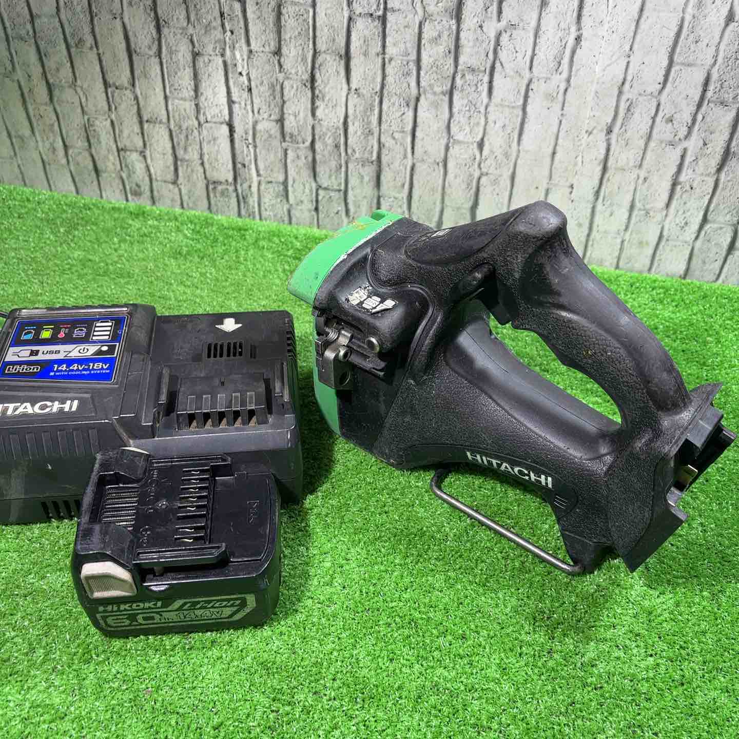 【中古】★ハイコーキ(HIKOKI ※旧:日立工機) コードレス全螺旋釘裁断師 CL14DSL(LYPK)(L)【三角江店】