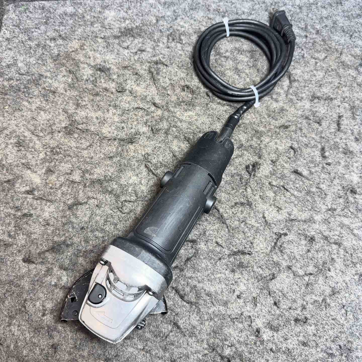 【中古】マキタ(makita) 100mmディスクグラインダ 9539B【桶川店】|アクトツール店