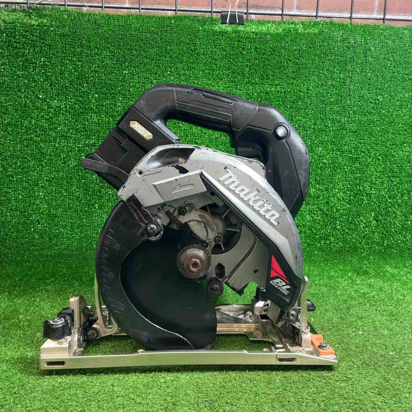 【中古】 マキタ(makita) コードレス丸のこ HS001GZ 【藤沢店】｜アクトツール店 17,280円