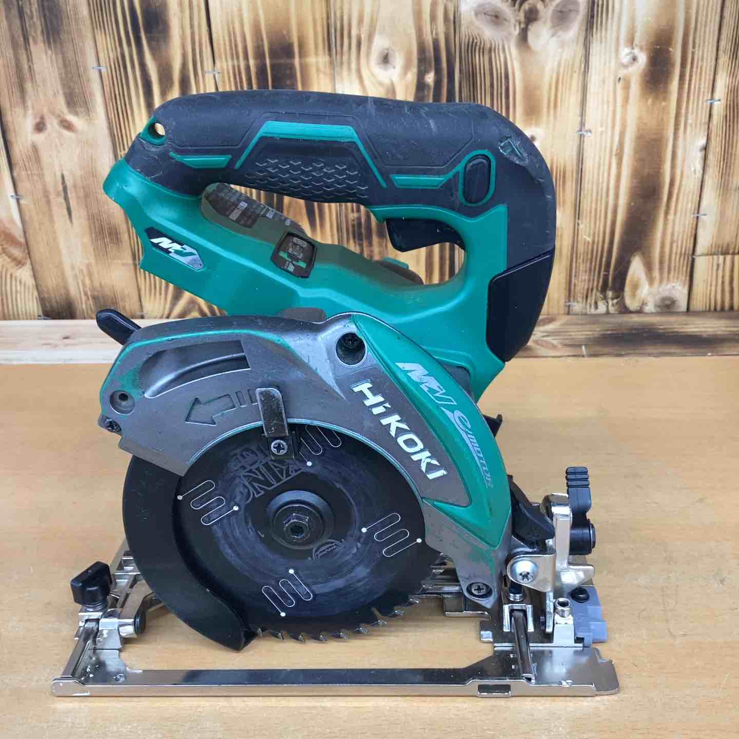 【中古】★ハイコーキ(HIKOKI ※旧:日立工機) コードレス丸のこ C3605DB(NN)【越谷店】｜アクトツール店