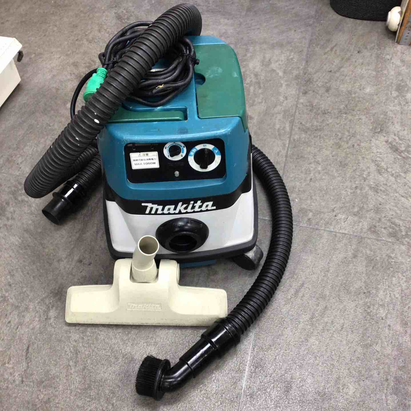 【中古】★マキタ(makita) 集じん機 乾式 484(P)【川崎店】|アクトツール店