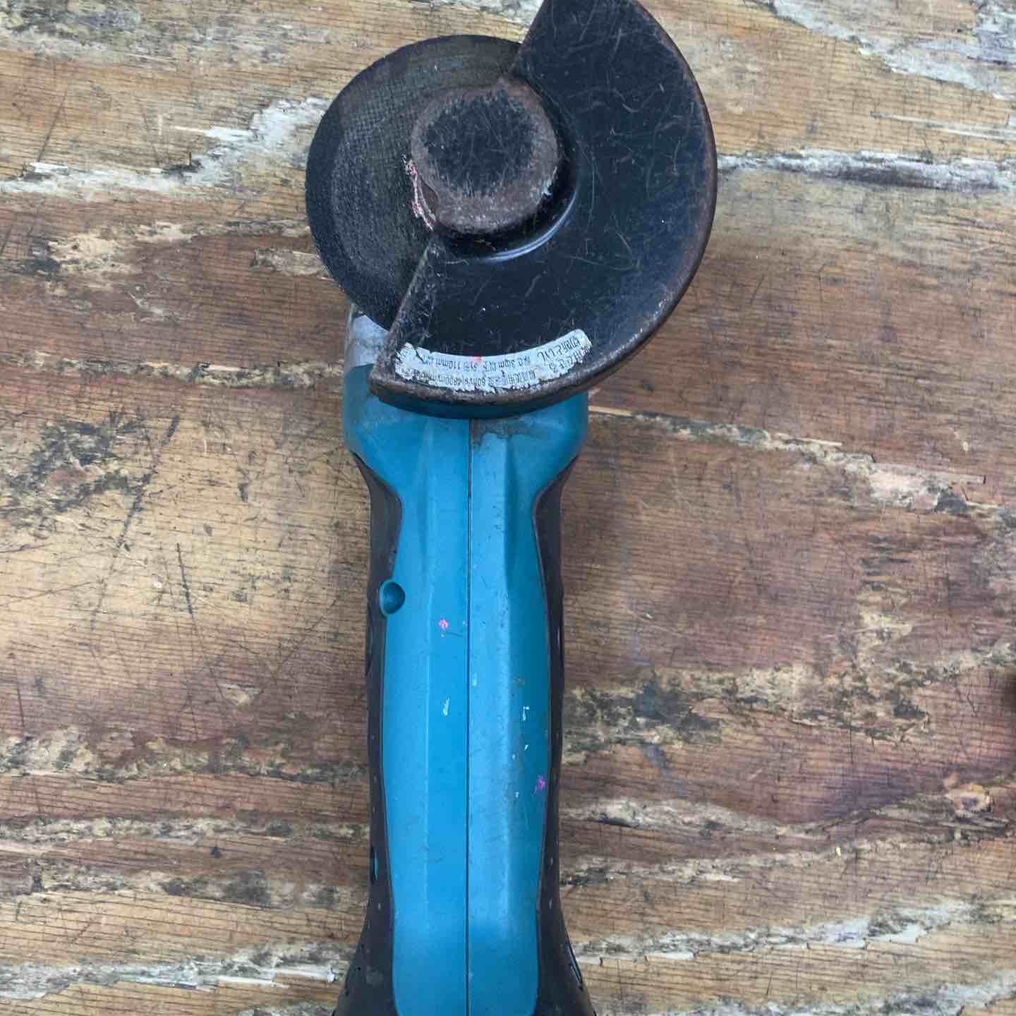 【中古】☆マキタ(makita) コードレスディスクグラインダ GA402DZ【柏店】|アクトツール店