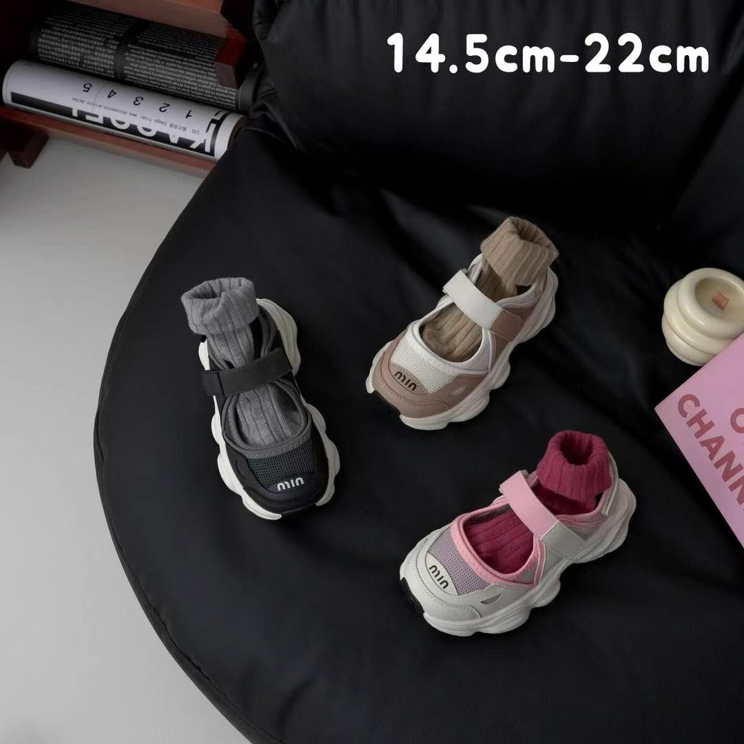 最終値下げ!ナイキリフト キッズ23.5センチ ナイキ 新品 リフト 23.5㎝ - メルカリ