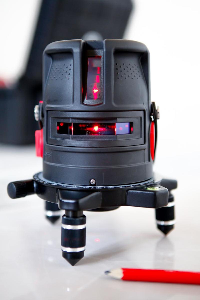 5%OFFF レーザー墨出し器 プロライナー2V バッテリー仕様 受光器（別売りLR60 or LM70）対応 高輝度 2V1HD 大矩 地墨 レーザーレベル 測定器 オートラインレーザー レーザーライン 自動補正 墨出しレーザー 墨出し機 マキタ シンワ KDS タジマ ボッシュ マイゾックス｜測量用品の ADA JAPAN 店