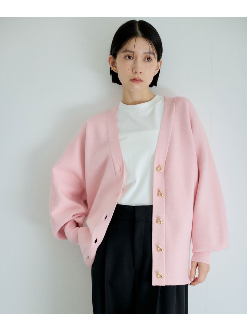 ADAM ET ROPE' ピンク ロゴボタンミドルカーディガン サステナブル】ロゴボタンミドルカーディガン（カーディガン