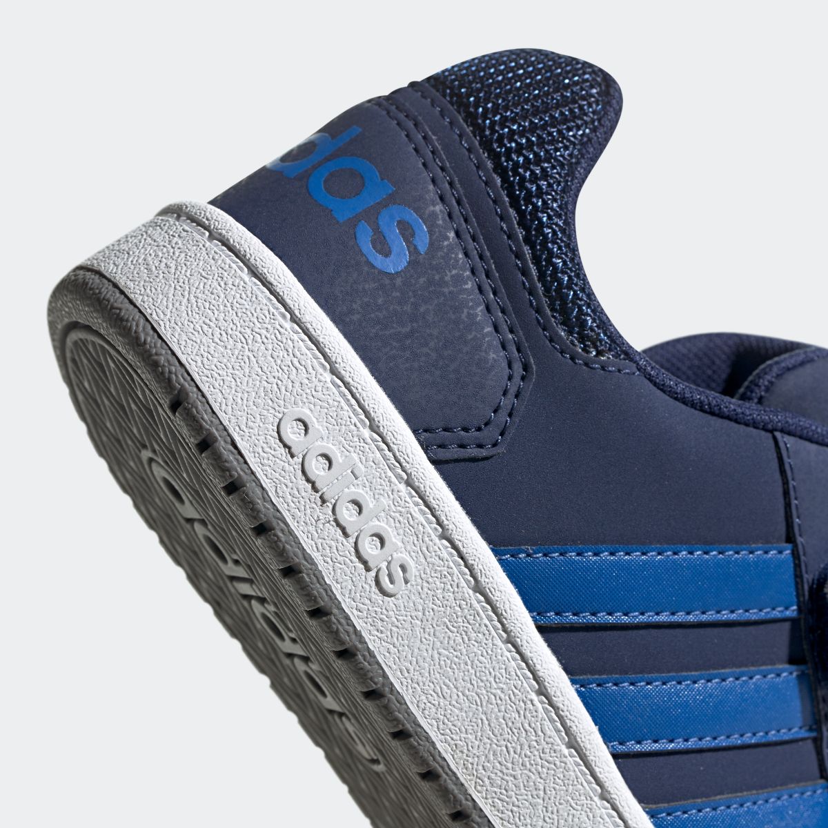 adidas hoops 2.0 cmf c