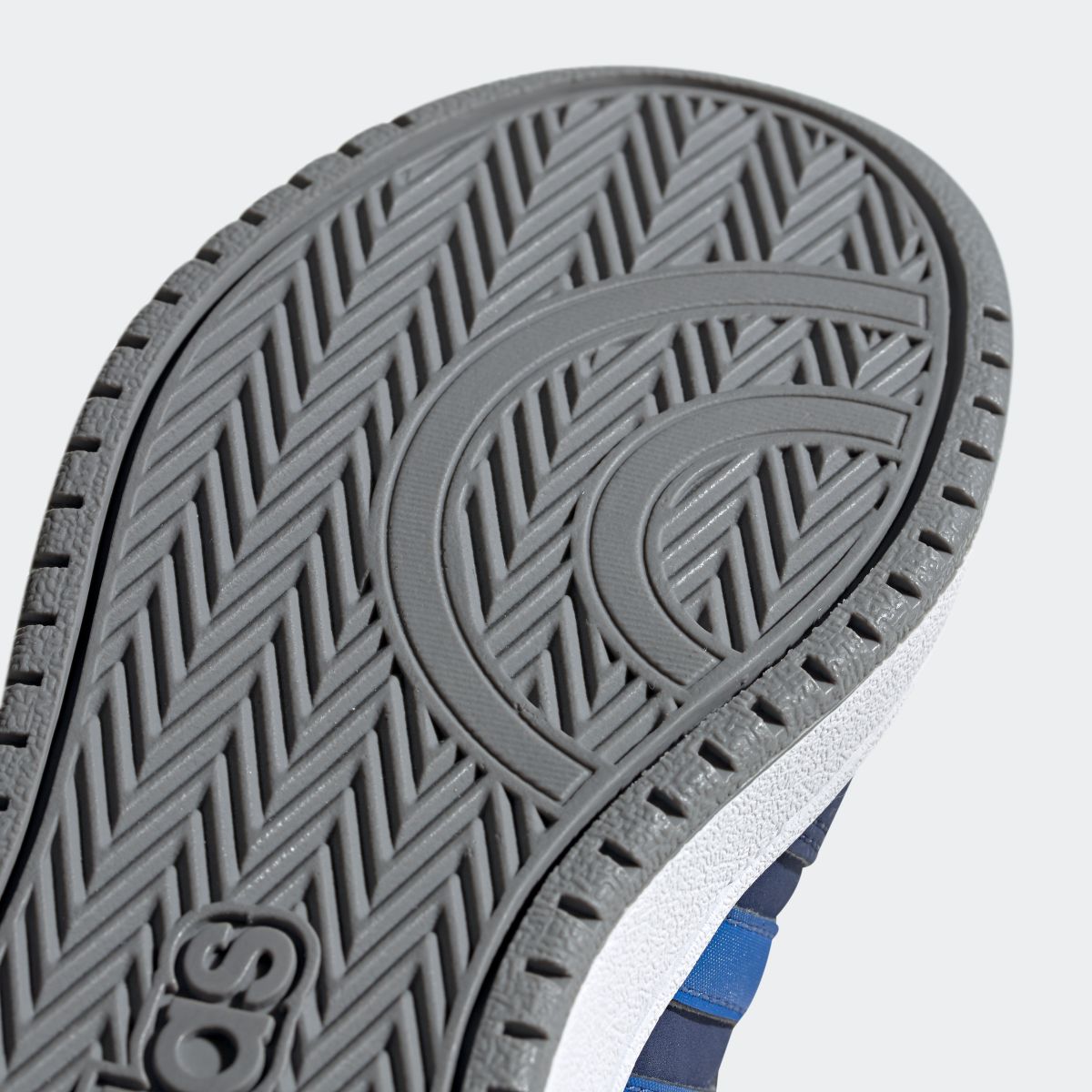 adidas hoops 2.0 cmf c