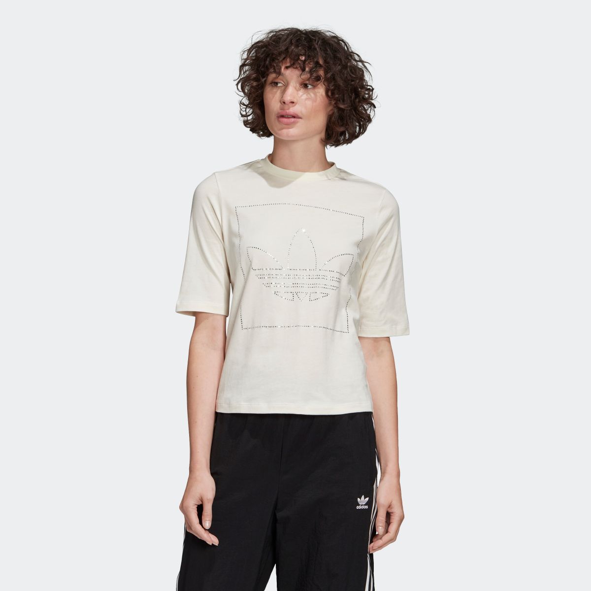 楽天市場 公式 アディダス Adidas 半袖tシャツ オリジナルス レディース ウェア トップス Tシャツ 白 ホワイト Fm1906 半袖 P1104 Adidas Online Shop 楽天市場店