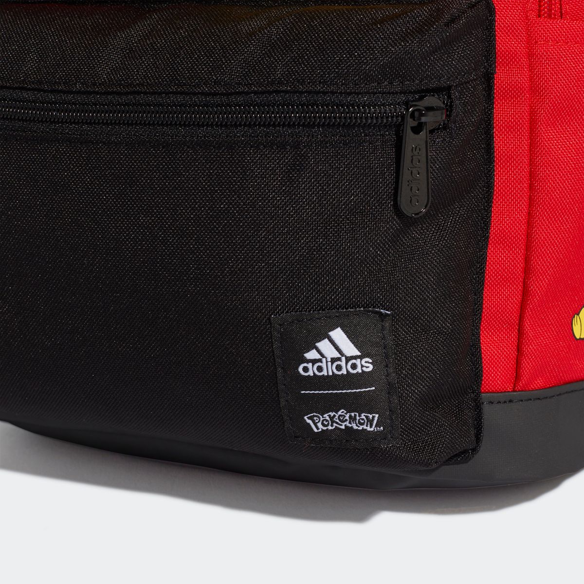 楽天市場 公式 アディダス Adidas ポケモンバックパック Pokemon Backpack レディース メンズ アクセサリー バッグ バックパック リュックサック 赤 レッド Ge17 リュック Adidas Online Shop 楽天市場店