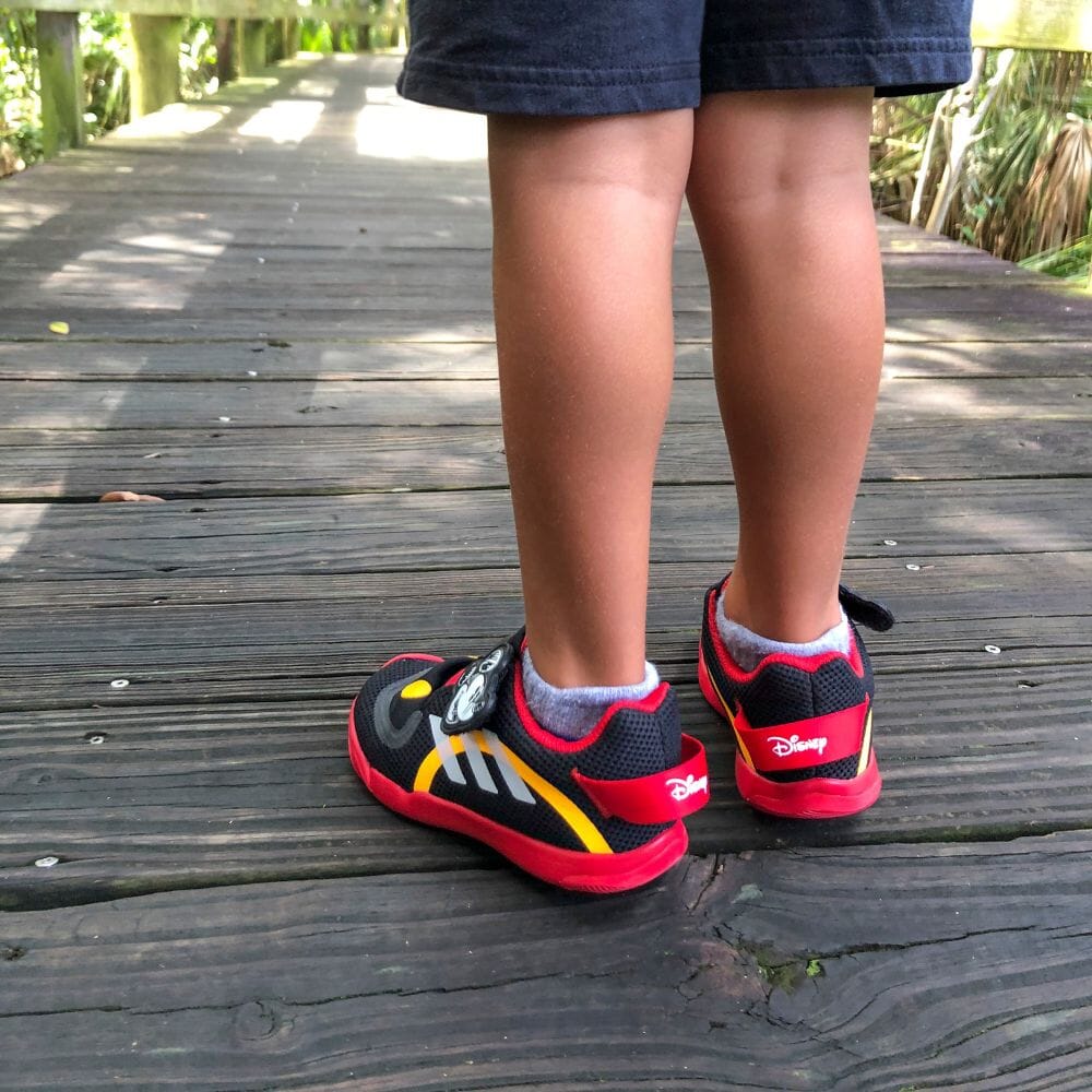 楽天市場 公式 アディダス Adidas 返品可 ジム トレーニング ディズニー アクティブプレー ミッキーマウス Activeplay Mickey キッズ シューズ 靴 スポーツシューズ 黒 ブラック Fv4258 トレーニングシューズ Adidas Online Shop 楽天市場店