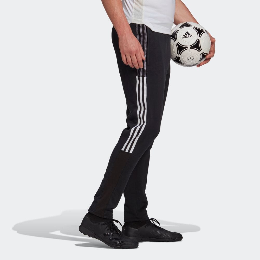 楽天市場 全品送料無料 03 04 00 03 11 09 59 公式 アディダス Adidas サッカー ティロ 21 スウエットパンツ Tiro 21 Sweat Pants メンズ ウェア ボトムス スウェット パンツ 黒 ブラック Gm7336 スウェット P0304 Adidas Online Shop 楽天市場店