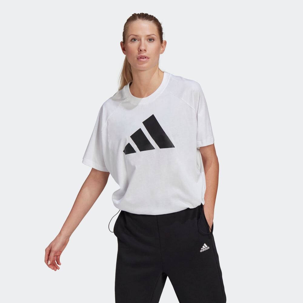 楽天市場 公式 アディダス Adidas アディダス スポーツウェア アジャスタブル バッジ オブ スポーツ 半袖tシャツ Adidas Sportswear Adjustable Badge Of Sport Tee アスレティクス レディース ウェア トップス Tシャツ 白 ホワ Adidas Online Shop 楽天市場店