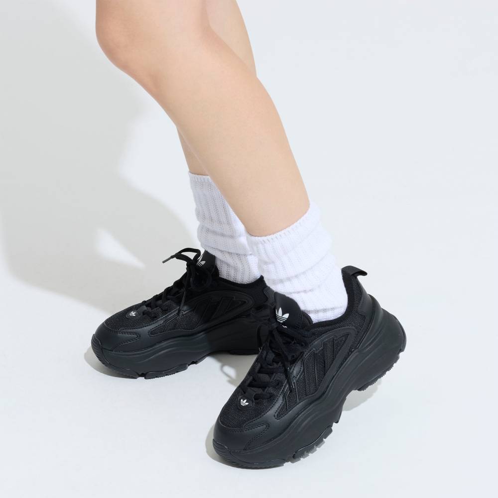 公式】アディダス adidas 返品可 ライフスタイル オズガイア / Ozgaia