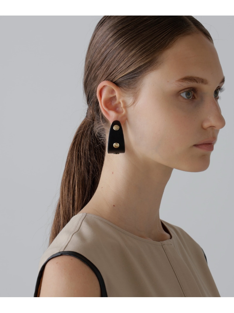 【SALE／50%OFF】レザーフープイヤリング ADORE アドーア アクセサリー・腕時計 その他のアクセサリー・腕時計 ベージュ ブラック【RBA_E】【送料無料】[ Fashion]