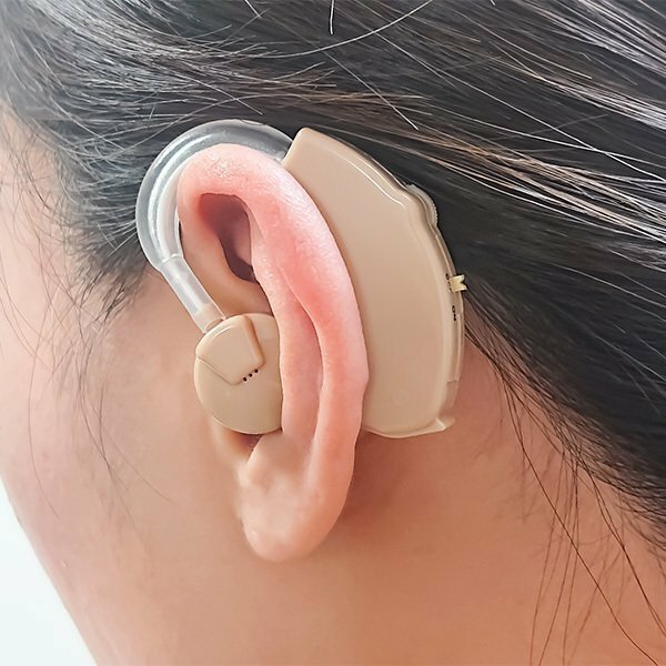 ニコン耳穴型補聴器　集音器 右用＋電池19個 ニコン耳穴型補聴器 集音器 右用＋電池19個 楽天市場】【送料
