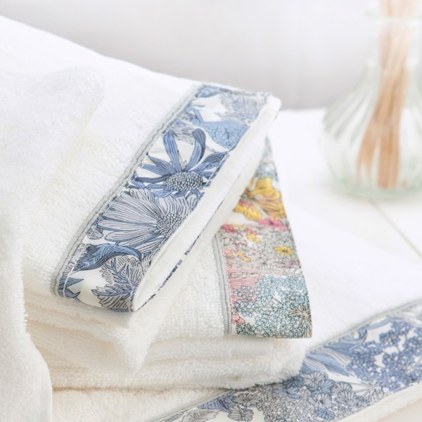 ポイント5倍 送料無料 送料込み リバティ Prima Rosette Using By Liberty Fabrics タオルセット 結婚内祝い 新築 内祝い 出産内祝い 内祝い お祝い お祝い返し ギフト 出産祝い お返し 返礼 ギフトセット 挨拶 引越し 引き出物 ブランド お中元 septicin Com