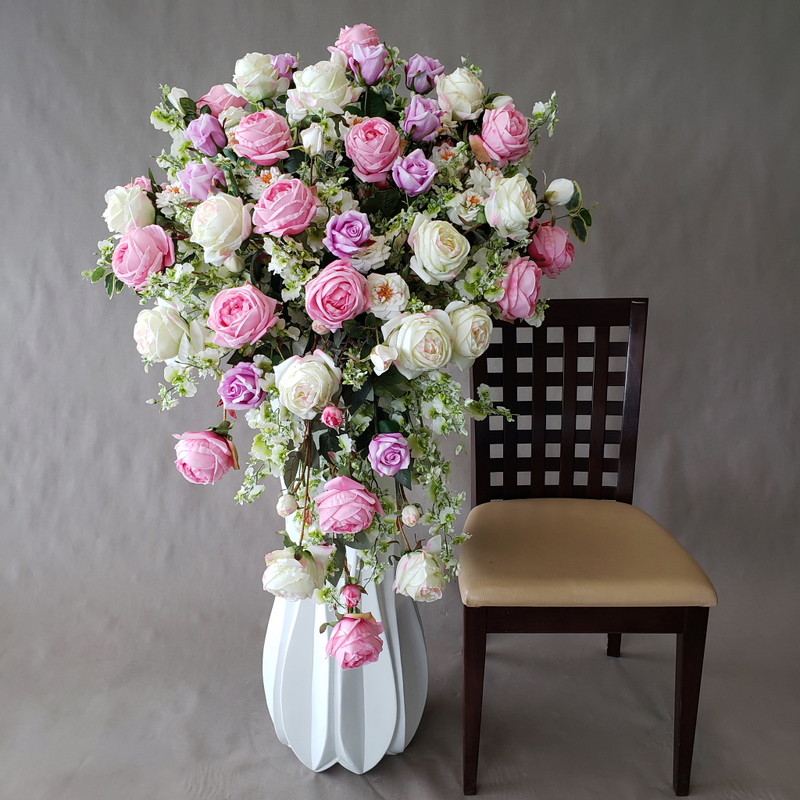 大型薔薇MIX取りあわせる    高150cm×幅80cm×奥ふかさ65珊
