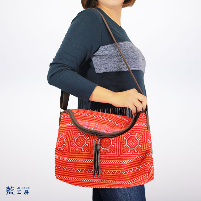 母の日 プレゼント モン族刺繍ショルダーバッグ (138) 母 祖母 おばあちゃん 誕生日プレゼント 70代 女性 バッグ ポシェット 60代 80代 ファッション シニアファッション シニア 誕生日 敬老の日 義母 お母さん 母親 肩掛け 染め織り ハンドメイド コットン 軽い ミセス 2026