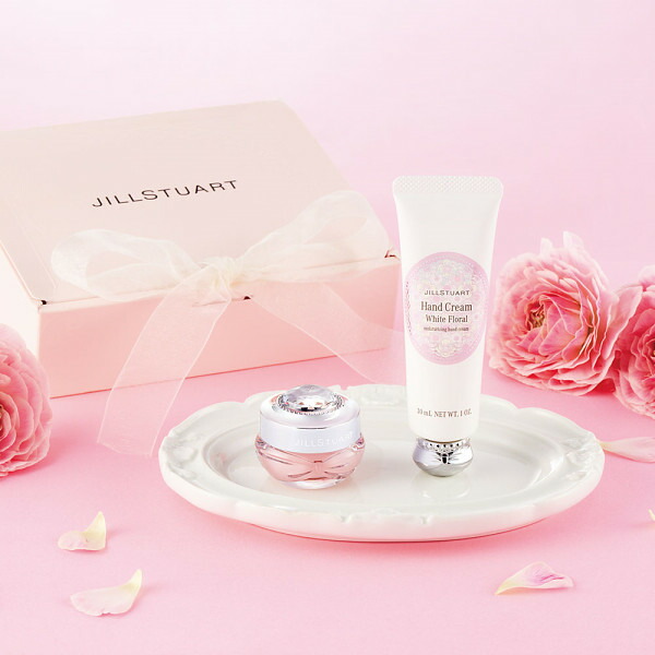 リップバーム・ハンドクリーム・ソープセット 化粧品 アイシャドウ まとめ売り Aesop イソップ ハンドケアギフトセット ハンドクリーム ハンド