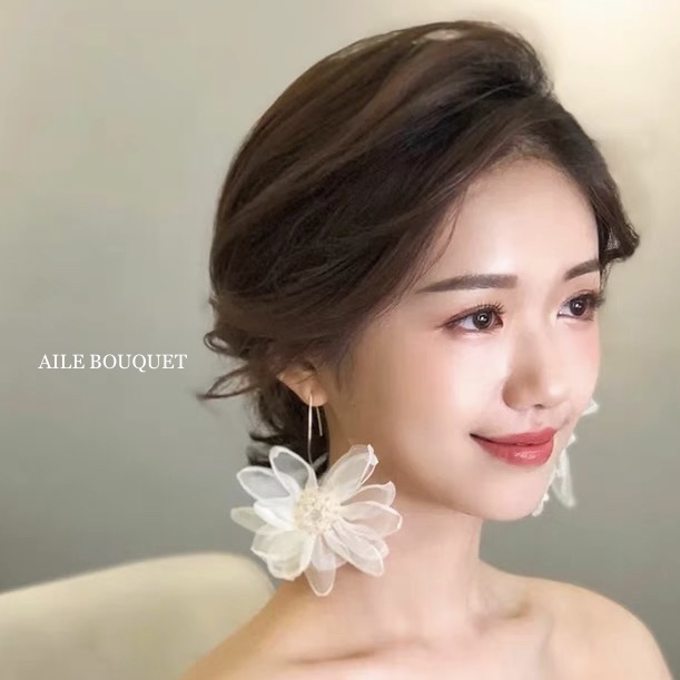 6052アンティークピアスイヤリングゴールド大ぶりフラワーシフォンロングお花茶色 6052アンティークピアスイヤリングゴールド大ぶりフラワー