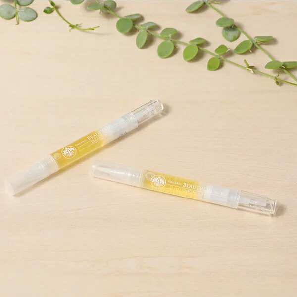 楽天市場】【正規品】マルティナ（martina） ネイルバルサム 15ml | 爪用クリームバーム バーム ネイルクリーム ネイルケア 乾燥 保湿  ニーム 自然由来 オーガニック demeter デメター ハンドケア : サンテラボ