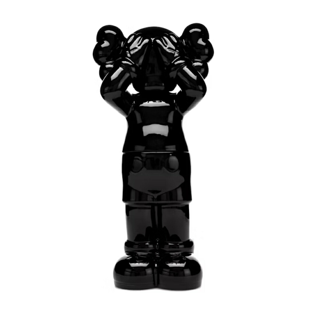 kaws chum open edition カウズ 黒 白 セット kaws chum open edition カウズ 黒 白 セット