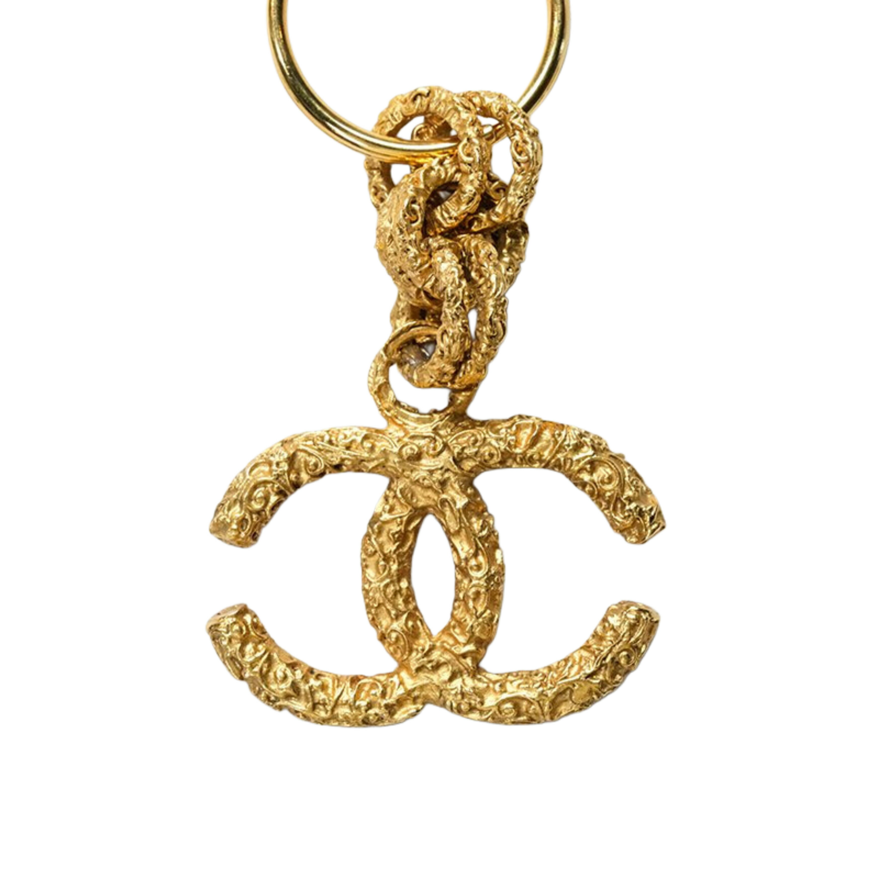 CHANEL シャネル　キーホルダー・キーリング グレー/レッド 楽天市場】CHANEL シャネル キーホルダー チャーム バッグ