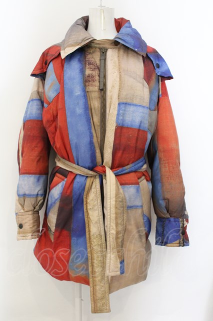 税込3980円以上購入で【送料無料】【USED】Vivienne Westwood / ユニオンジャック転写ptダウンコート ヴィヴィアンウエストウッド ビビアンO/S マルチ 【中古】 O-24-10-27-015-co-IG-ZH