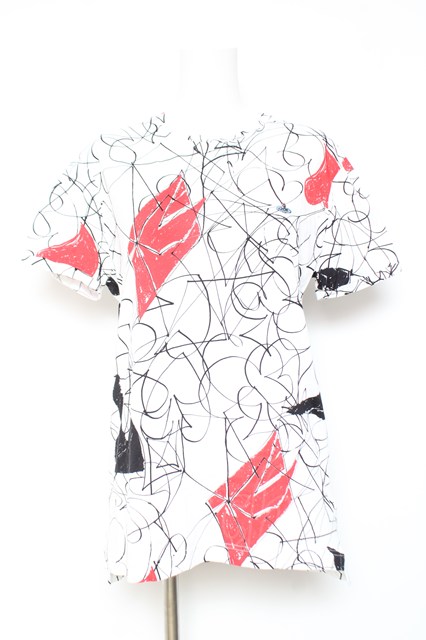 税込3980円以上購入で【送料無料】【USED】Vivienne Westwood / HOUSE OF CARD半袖Tシャツ ヴィヴィアンウエストウッド ビビアンM ホワイト×ブラック×レッド 【中古】 Y-26-01-28-027-ts-IG-ZH