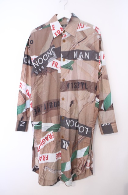 税込3980円以上買いもとめるで【貨物輸送無料】【USED】Vivienne Westwood MAN / CAUTION TAPE MAN LONDON オーバーサイズシャツ（カウンションテープ）ヴィヴィアンウエストウッド ビビアン44 赤銅色 【中古】 O-26-02-15-005-ts-YM-ZH