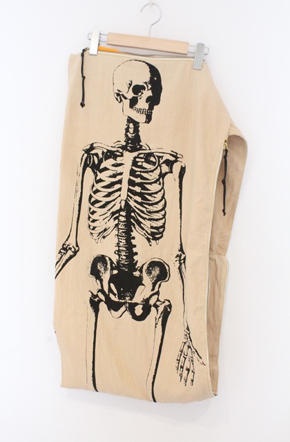 税込3980円以上購入で【送料無料】【USED】Vivienne Westwood / PROPAGANDA SKELTONバッグ ヴィヴィアンウエストウッド ビビアン アイボリー 【中古】 O-26-02-15-072-ba-YM-OS