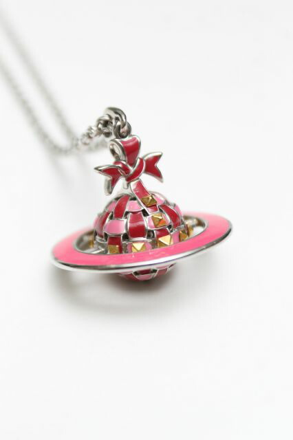 国内外の人気 ネックレス ペンダント 税込3980円以上購入で 送料無料 Used リボン3dオーブネックレス Vivienne 中古 ビビアン Westwoodヴィヴィアンウエストウッド Gs Louislegrand Com