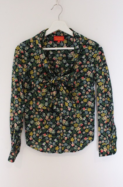 税込3980円以上購入で【送料無料】【USED】Vivienne Westwood / ボタニカルリボンタイブラウスヴィヴィアンウエストウッド ビビアン2 マルチ 【中古】 O-26-04-19-055-bl-YM-ZH｜closetchild
