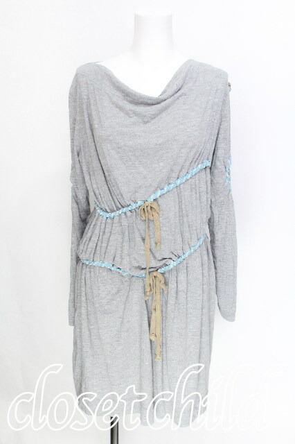 税込3980円以上買いもとめるで【貨物輸送無料】【USED】Vivienne Westwood / シャーリングカットワンピースヴィヴィアンウエストウッド ビビアン2 薄墨色 【中古】 S-26-06-10-045-op-AS-ZS