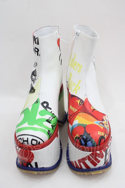 税込3980円以上買いもとめるで【貨物輸送無料】【USED】Vivienne Westwood / SLADE BOOTヴィヴィアンウエストウッド ビビアン 白 【中古】 I-25-09-17-054-sh-固定ディスク-ZI