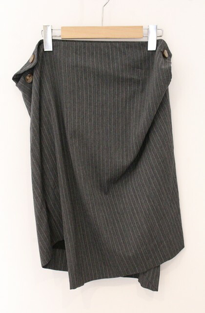 税込3980円以上購入で【送料無料】【USED】Vivienne Westwood / 変形スクエアスカートヴィヴィアンウエストウッド ビビアン1 グレー 【中古】 O-26-05-10-036-sk-YM-ZI｜closetchild