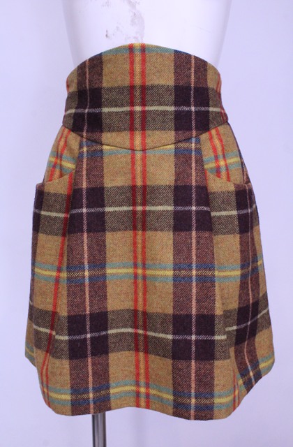 税込3980円以上購入で【送料無料】【USED】Vivienne Westwood / ハイウエストタータンスカート ヴィヴィアンウエストウッド ビビアン42 マルチ 【中古】 O-25-12-20-035-sk-YM-ZH