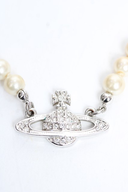 税込3980円以上購入で【送料無料】【USED】Vivienne Westwood / Mini Bas Relief Pearl Choker ヴィヴィアンウエストウッド ビビアン シルバー 【中古】 Y-25-12-17-006-nl-SZ-ZY