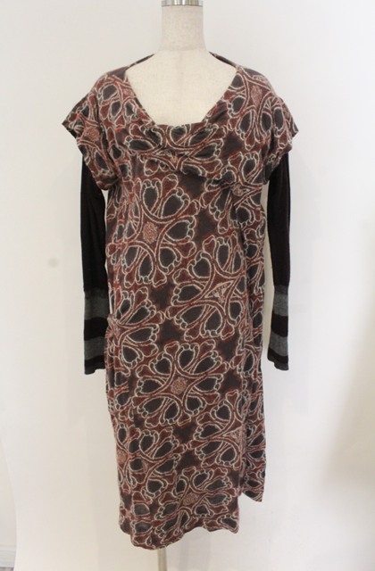 税込3980円以上買いもとめるで【貨物輸送無料】【USED】Vivienne Westwood / 切リ替エジャガードニットワンピースヴィヴィアンウエストウッド ビビアン2 ブドウ酒 【中古】 O-26-01-25-016-op-YM-ZH ワンピース-レディースファッション